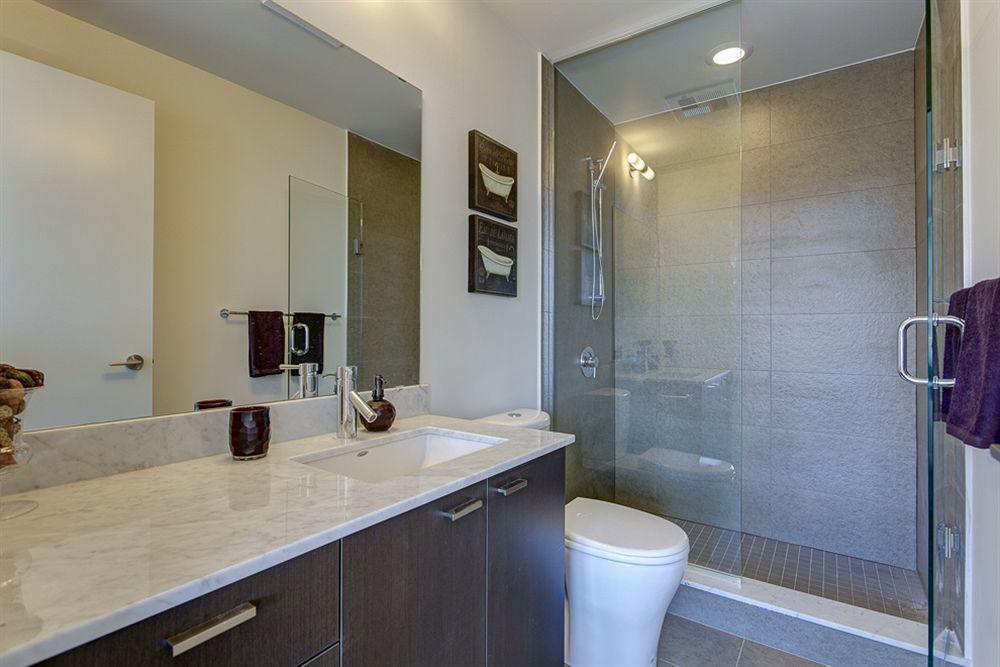 Downtown Mississauga Executive Suites Sq1 외부 사진