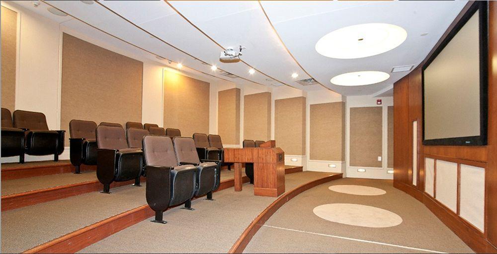 Downtown Mississauga Executive Suites Sq1 외부 사진