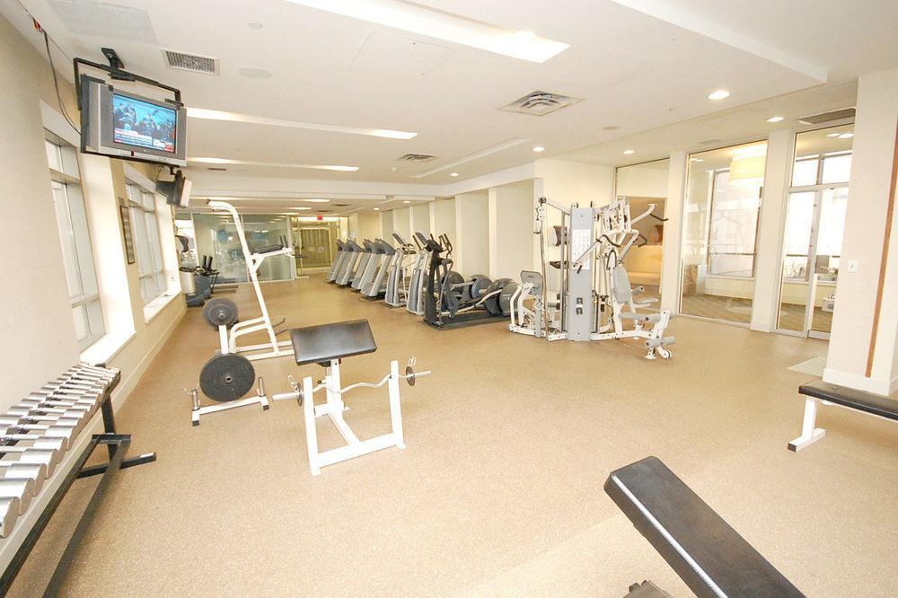 Downtown Mississauga Executive Suites Sq1 외부 사진